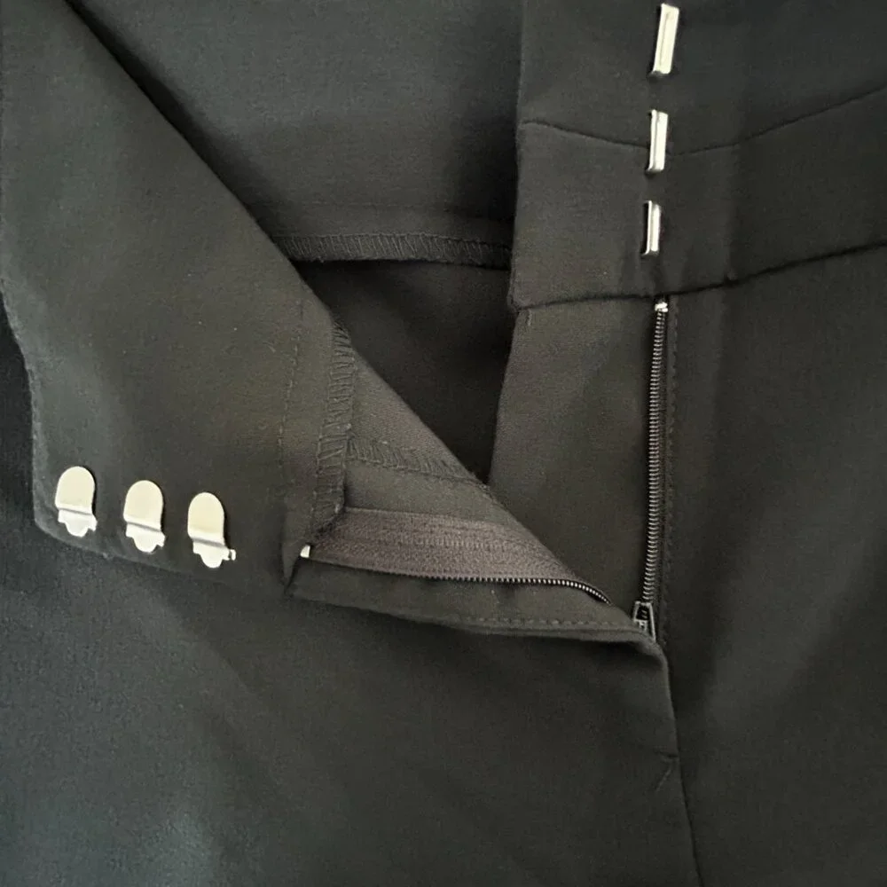 Capris - Picture 3 of 3